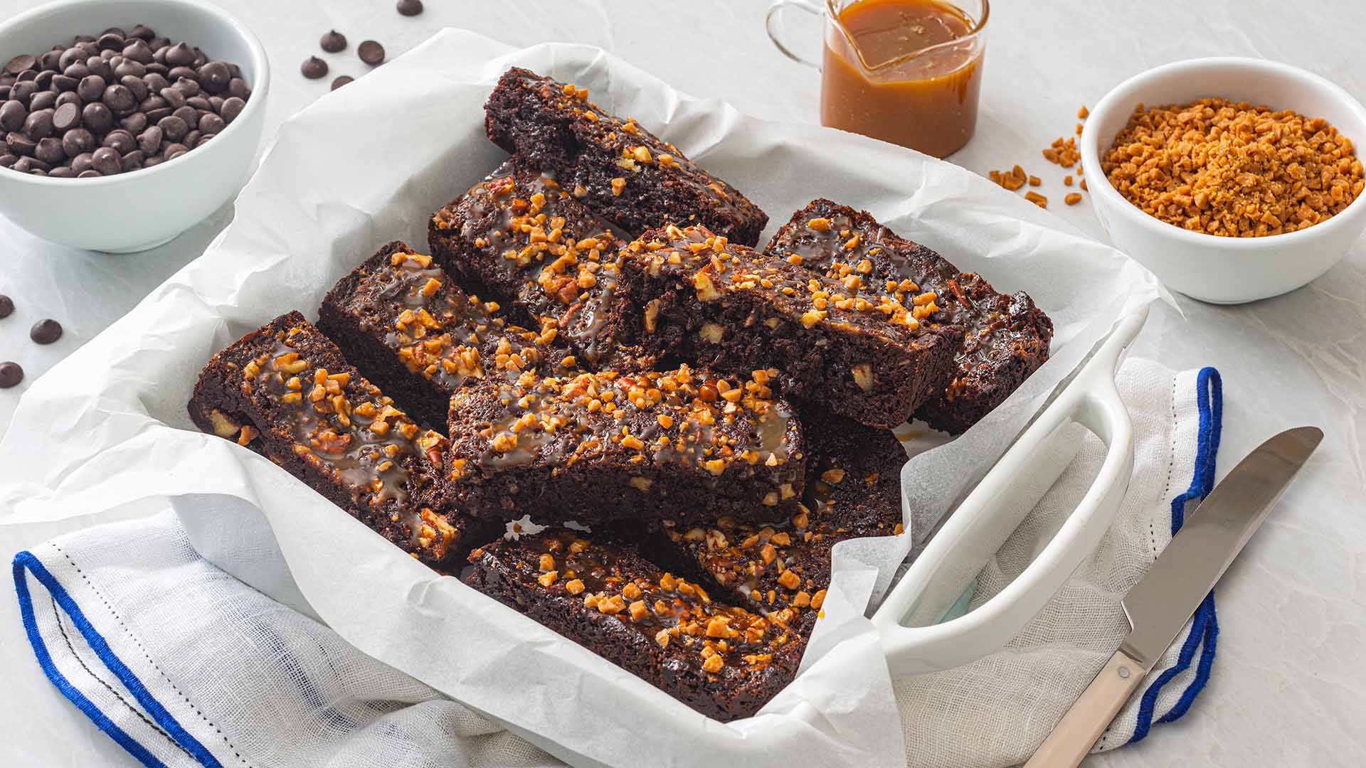 pecan caramel brownie bars